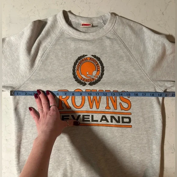 HOMAGE Cleveland Browns Crewneck Sweatshirt - Picture 5 of 8